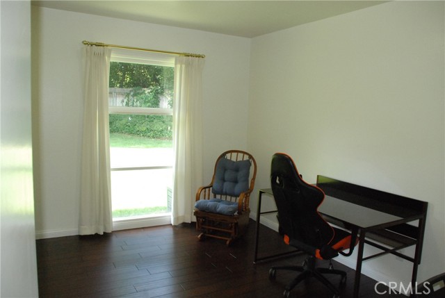 360 Campbell Avenue, Redlands CA: https://media.crmls.org/medias/c2954b01-cd20-4812-bdb1-bb020ead6714.jpg