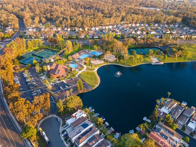 22435 Silver Spur, Lake Forest CA: https://media.crmls.org/medias/c2956565-8767-45ef-a43c-7a5cf0972c57.jpg