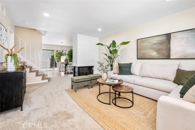 Detail Gallery Image 8 of 68 For 6638 Southampton Dr, Cypress,  CA 90630 - 4 Beds | 3 Baths