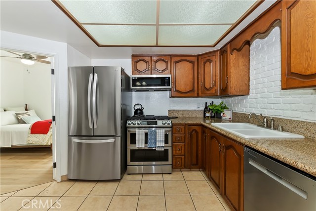 Detail Gallery Image 21 of 41 For 22771 Fir Ln, Crestline,  CA 92325 - 4 Beds | 2/1 Baths