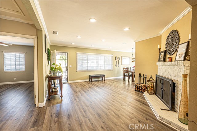 Detail Gallery Image 17 of 65 For 341 Capitol Dr, Santa Maria,  CA 93454 - 3 Beds | 2/1 Baths