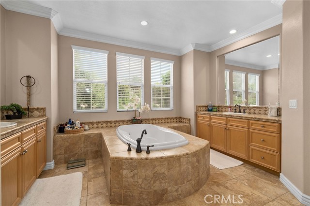 13812 Breeders Cup Drive, Rancho Cucamonga CA: https://media.crmls.org/medias/c29805fd-660a-424c-89b2-5837b2d6bb77.jpg
