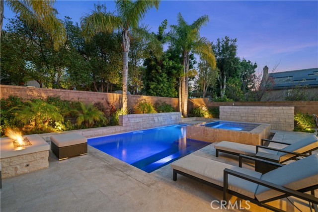 8 Delano, Irvine CA: https://media.crmls.org/medias/c2980c6e-15ce-4357-bd02-ec42ff48042d.jpg