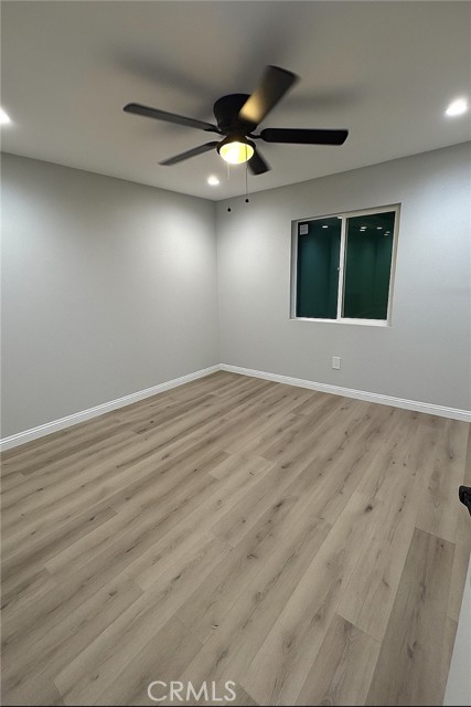 Detail Gallery Image 4 of 10 For 7598 Coldwater Canyon, North Hollywood,  CA 91605 - 1 Beds | 1 Baths