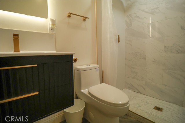 3221 Folsom Street, Los Angeles CA: https://media.crmls.org/medias/c298aeb9-6920-49cd-a42b-06ccced2426d.jpg