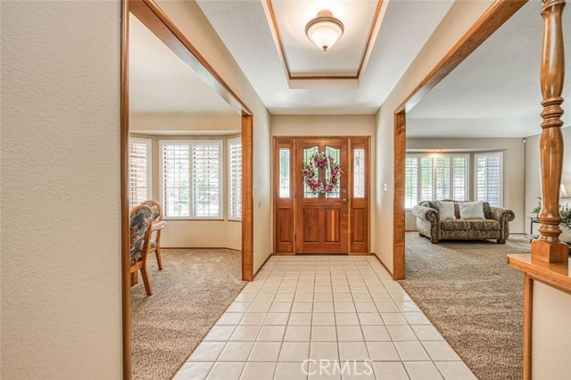 6442 N Gentry Avenue, Fresno CA: https://media.crmls.org/medias/c2996d7a-d098-4cad-bf18-7d03cdec842c.jpg