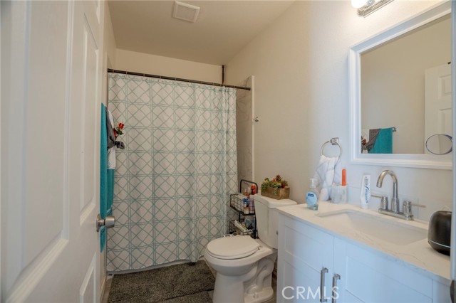 Detail Gallery Image 37 of 40 For 9727 Glandon St, Bellflower,  CA 90601 - – Beds | – Baths