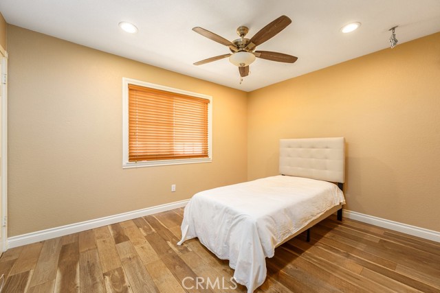 24161 Kathy Avenue, Lake Forest CA: https://media.crmls.org/medias/c29c29d8-843b-4208-bf69-26e0a2eb7ce5.jpg