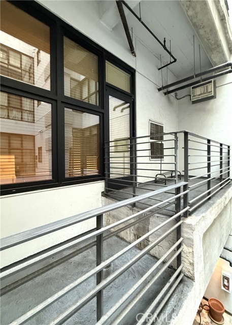 Detail Gallery Image 2 of 29 For 1100 S Grand, Los Angeles,  CA 90015 - 2 Beds | 2 Baths