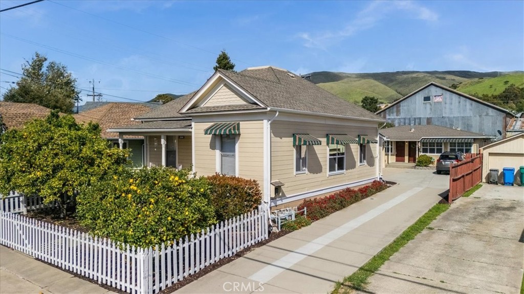 -1910 Chorro Street