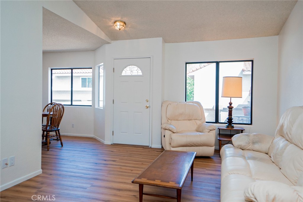 MLS #CV25075721 img 3