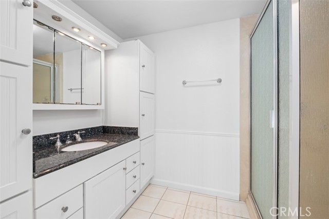 Detail Gallery Image 8 of 15 For 13902 Yorba 9c,  Tustin,  CA 92780 - 2 Beds | 2 Baths