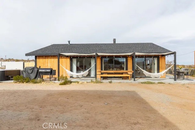 4044 Polaris Avenue, Joshua Tree CA: https://media.crmls.org/medias/c29e0837-3c1e-4808-8ad0-894c41c305c3.jpg