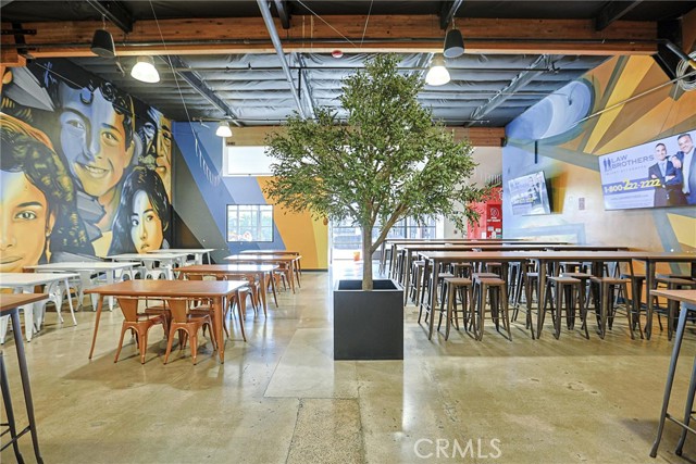 989 S Glendora Avenue, West Covina CA: https://media.crmls.org/medias/c29e09c1-fa64-4eda-9c8a-e15efdb1bc14.jpg