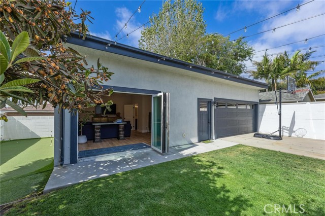 Detail Gallery Image 44 of 59 For 1707 10th St, Manhattan Beach,  CA 90266 - 4 Beds | 2/2 Baths