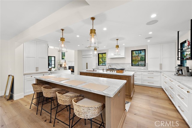 1963 Port Edward Place, Newport Beach CA: https://media.crmls.org/medias/c29e8f11-c038-4fac-ab39-ab0d941b09d2.jpg