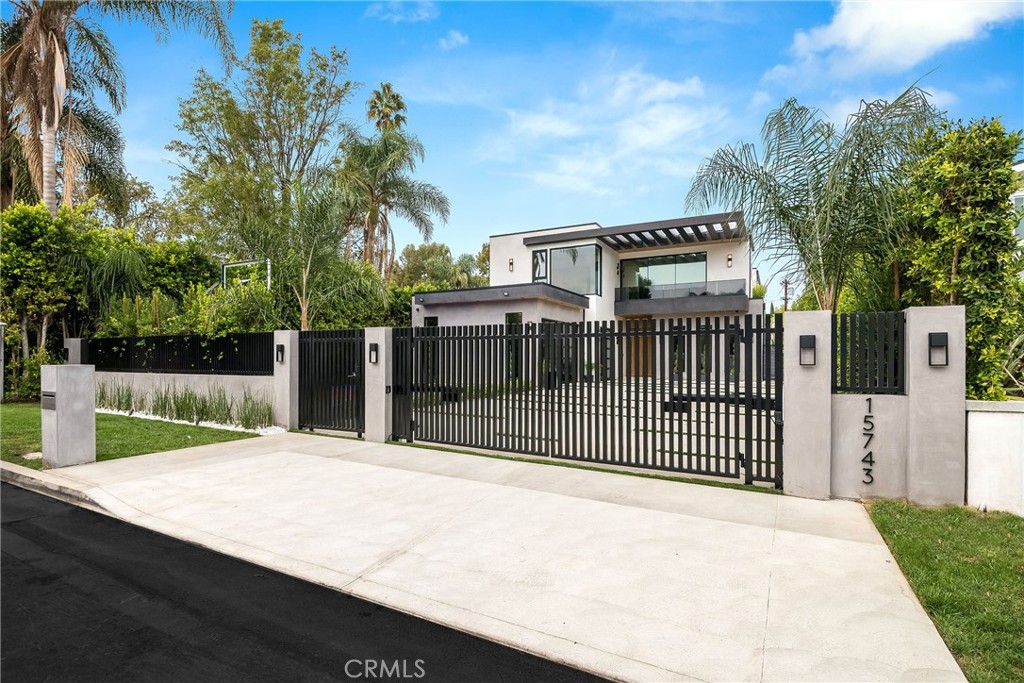 C29F4604 Aa85 4813 9F4F 72Ad811D29E9 15743 Hesby Street, Encino, Ca 91436 &Lt;Span Style='BackgroundColor:transparent;Padding:0Px;'&Gt; &Lt;Small&Gt; &Lt;I&Gt; &Lt;/I&Gt; &Lt;/Small&Gt;&Lt;/Span&Gt;