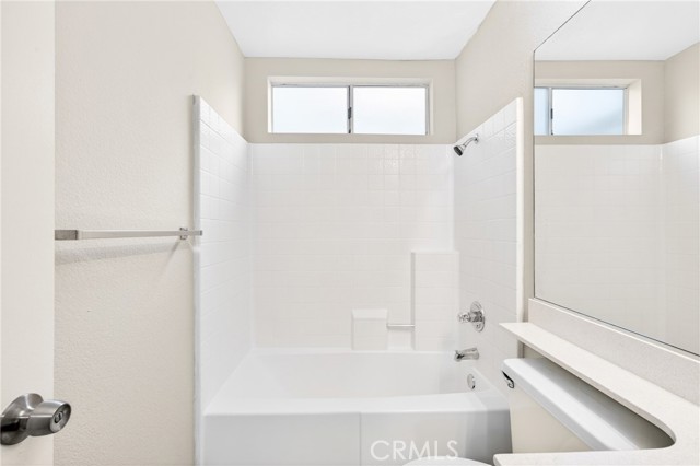 Detail Gallery Image 21 of 29 For 16377 Lakeshore, Lake Elsinore,  CA 92530 - 2 Beds | 2/1 Baths