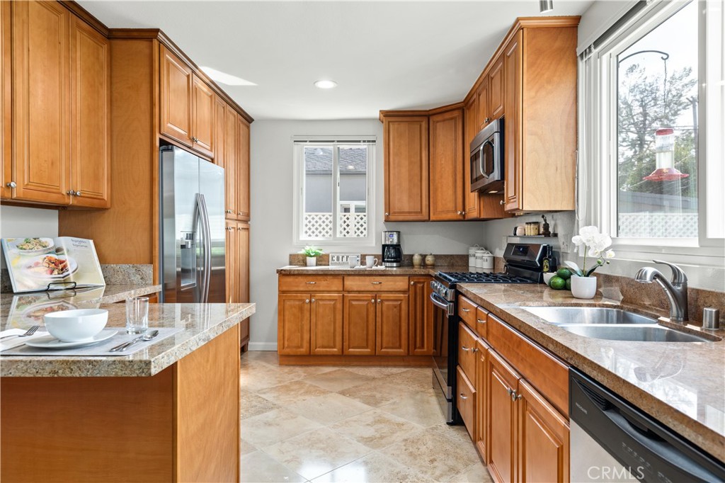 1529 N Screenland Drive, Burbank, CA 91505