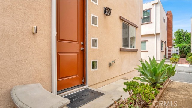 Detail Gallery Image 38 of 45 For 9237 Wakefield Ave #11,  Panorama City,  CA 91402 - 4 Beds | 3/1 Baths
