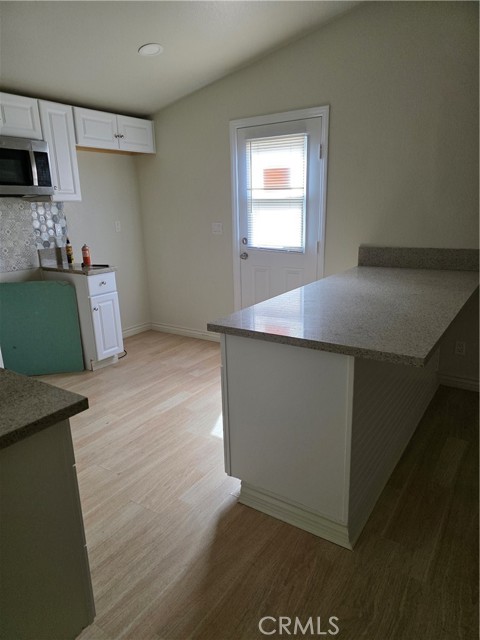 Detail Gallery Image 7 of 20 For 44283 Raysack, Lancaster,  CA 93535 - 4 Beds | 2 Baths