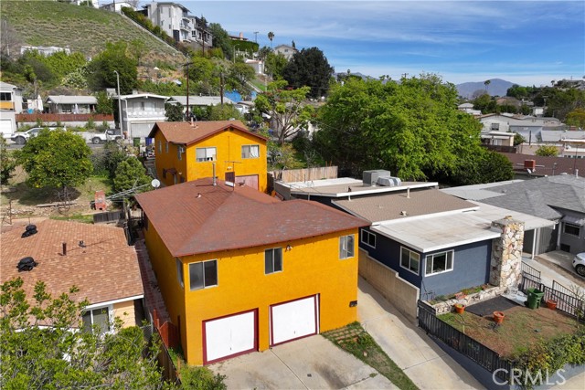 2750 Ballard Street, Los Angeles CA: https://media.crmls.org/medias/c2a17d36-479e-4648-a31a-f027798fdfcc.jpg