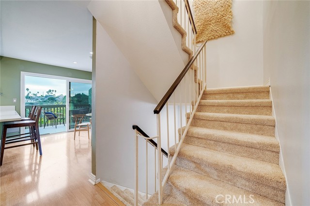 609 Meyer Lane, Redondo Beach, California 90278, 2 Bedrooms Bedrooms, ,1 BathroomBathrooms,Residential,Sold,Meyer,SB21203069