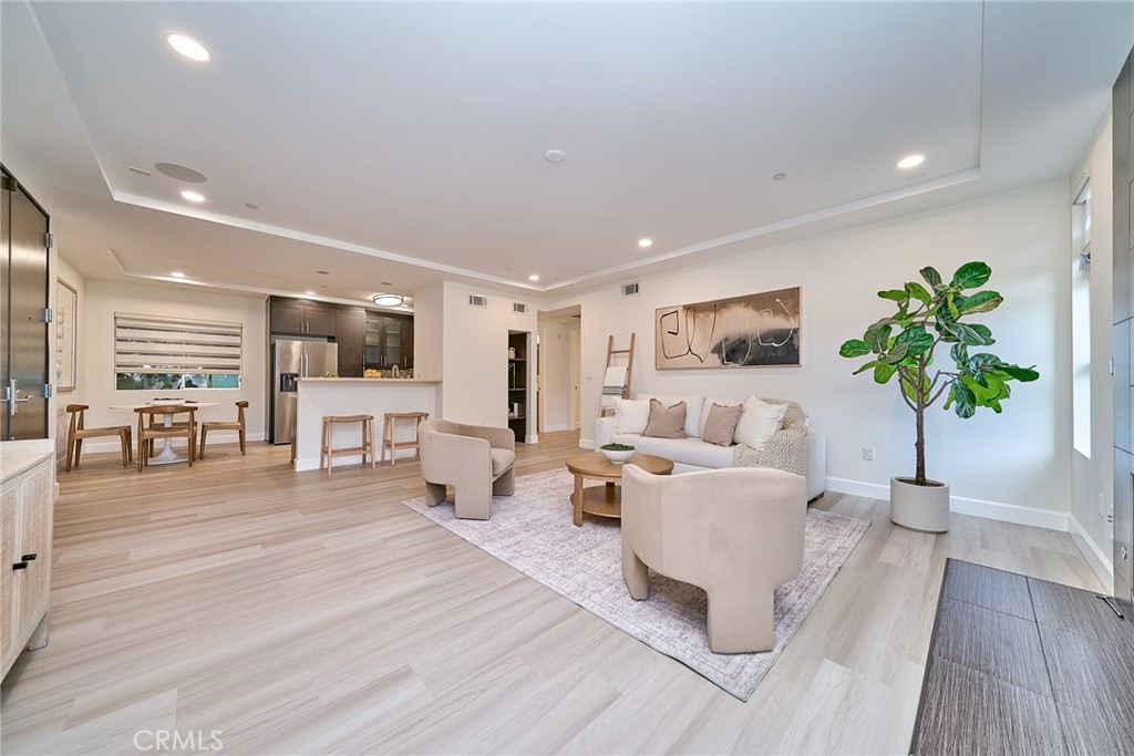 5525 W Olympic Boulevard #202