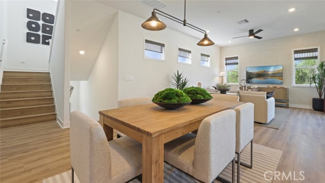 Detail Gallery Image 6 of 34 For 300 Junco, Irvine,  CA 92618 - 3 Beds | 3 Baths