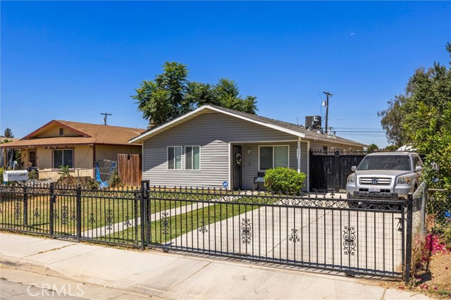 Image 2 for 334 S Haley St, Bakersfield, CA 93307