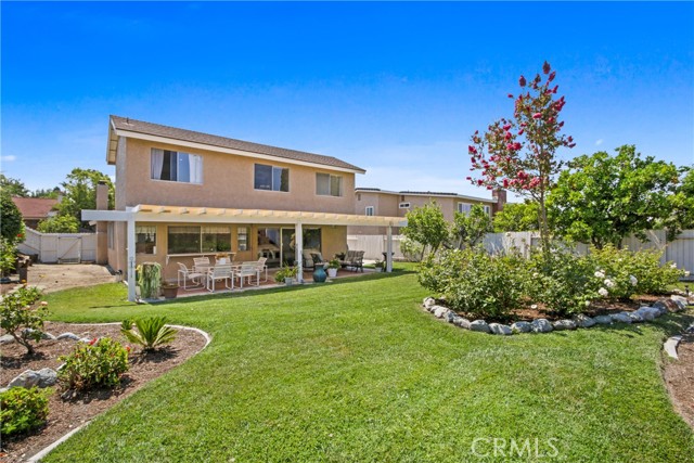 24211 Puerta De Luz, Mission Viejo CA: https://media.crmls.org/medias/c2a4c2cd-21ff-486a-a2c5-336db9abd822.jpg