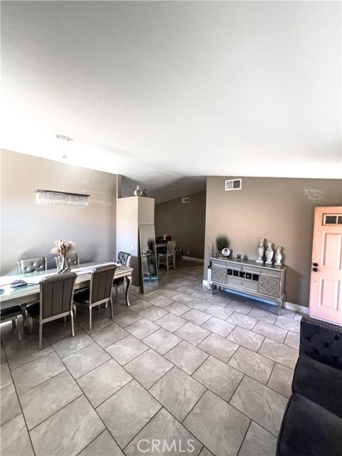 11576 Star Street, Adelanto CA: https://media.crmls.org/medias/c2a4ebdc-2581-41e8-899f-a198b8c7892a.jpg