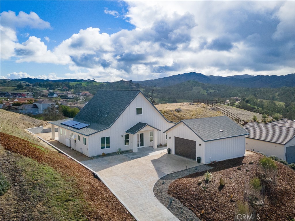 3515 Timberline Drive, Paso Robles, CA 93446