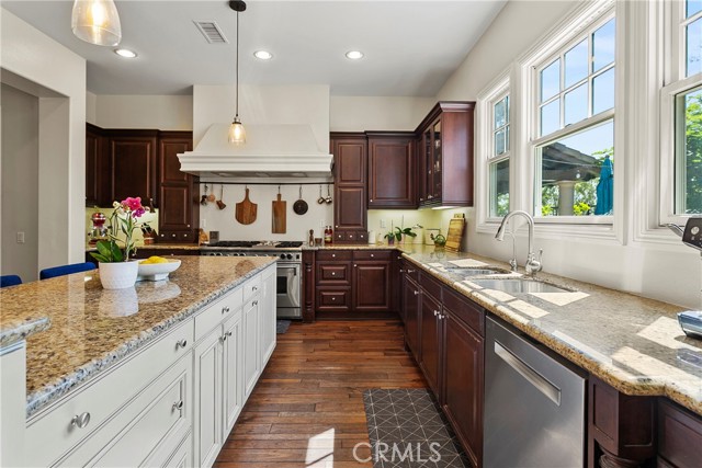 15 Pisano Street, Ladera Ranch CA: https://media.crmls.org/medias/c2a64997-165d-4e6f-9844-dd2520ee814e.jpg