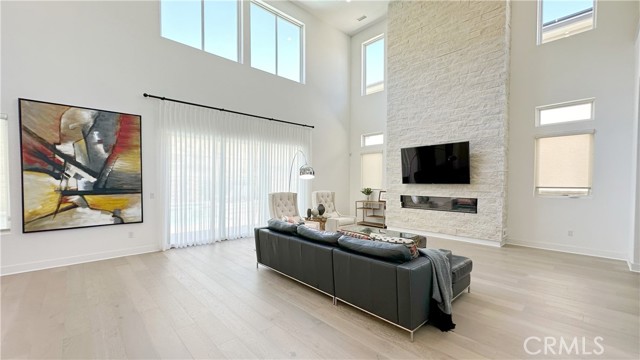 Detail Gallery Image 10 of 35 For 20523 W Shelley Ln, Porter Ranch,  CA 91326 - 4 Beds | 5 Baths