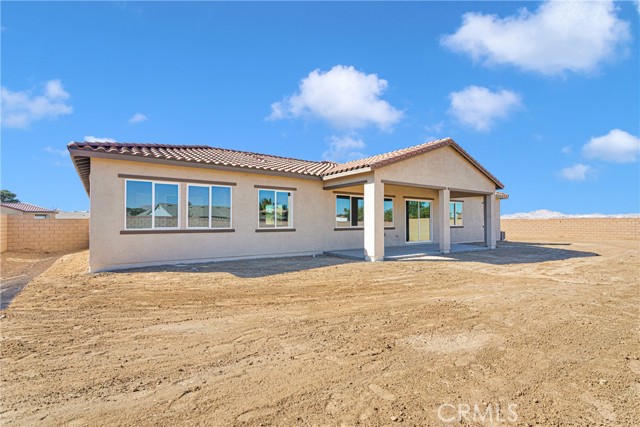 12980 Davona Dale Road, Apple Valley CA: https://media.crmls.org/medias/c2a6c483-9b31-41ef-94af-1061cfe94f3c.jpg