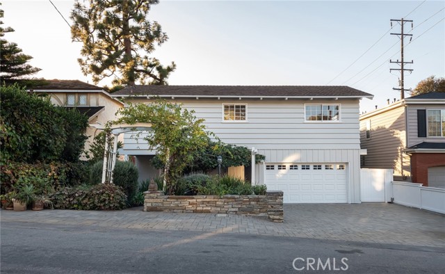 2413 Pine Ave, Manhattan Beach, California 90266, 4 Bedrooms Bedrooms, ,2 BathroomsBathrooms,Residential,Sold,Pine Ave,SB23208762