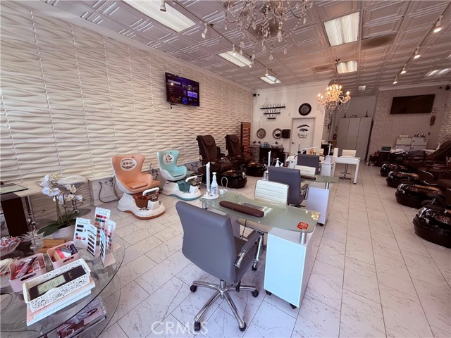 0, Lake Forest CA: https://media.crmls.org/medias/c2a7923a-baaa-4241-9b89-0d6728dd3b42.jpg