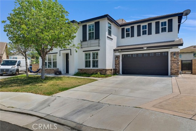 6895 Guinevere Court, Eastvale CA: https://media.crmls.org/medias/c2a7b2d1-5ae6-4c8b-99e9-69106e649e88.jpg