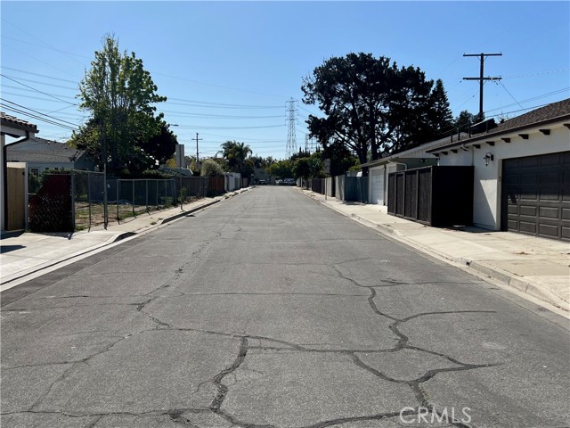 3003 Johnston Avenue, Redondo Beach, California 90278, 3 Bedrooms Bedrooms, ,2 BathroomsBathrooms,Residential,Sold,Johnston,SB22044317