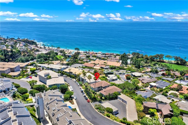 21692 Ocean Vista Drive, Laguna Beach CA: https://media.crmls.org/medias/c2a9dbff-09c3-45fd-98c9-ffeeaf183643.jpg