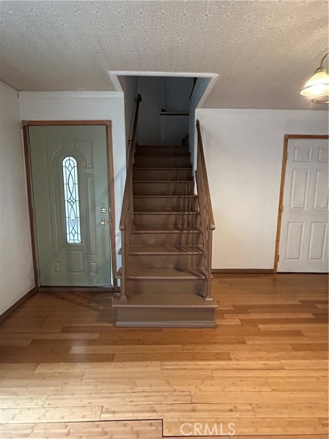 Detail Gallery Image 6 of 8 For 428 N Hollywood Way #203,  Burbank,  CA 91505 - 2 Beds | 2 Baths