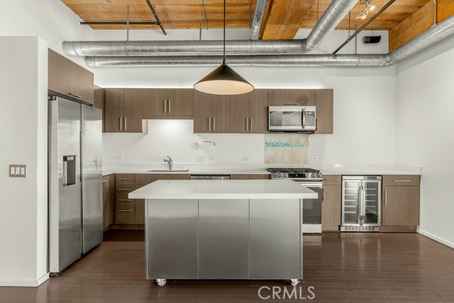 Detail Gallery Image 11 of 21 For 530 S Hewitt, Los Angeles,  CA 90013 - 2 Beds | 2 Baths