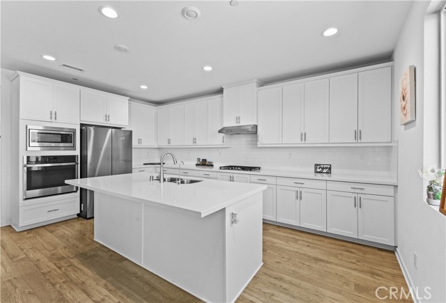 Image 10 of 44 For 36780 Arietta Way