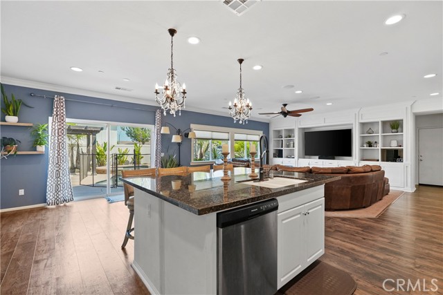 34770 Carina Place, Murrieta CA: https://media.crmls.org/medias/c2aa17c8-b000-4194-b4fe-09148c2a7696.jpg