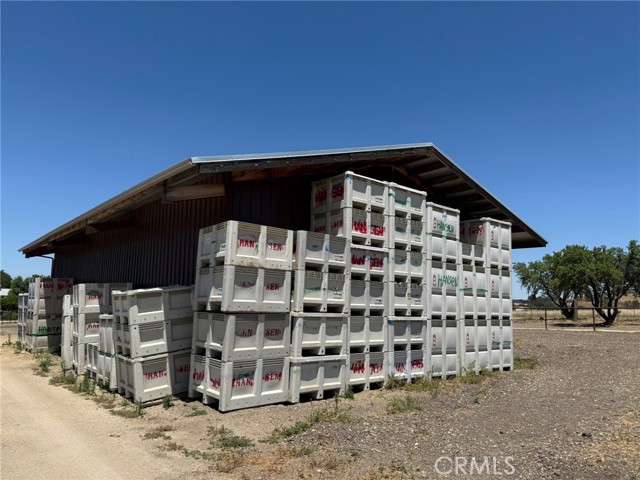 5575 El Pomar Drive, Templeton CA: https://media.crmls.org/medias/c2abbecf-a09e-4f0b-b514-88ff065bcf7f.jpg