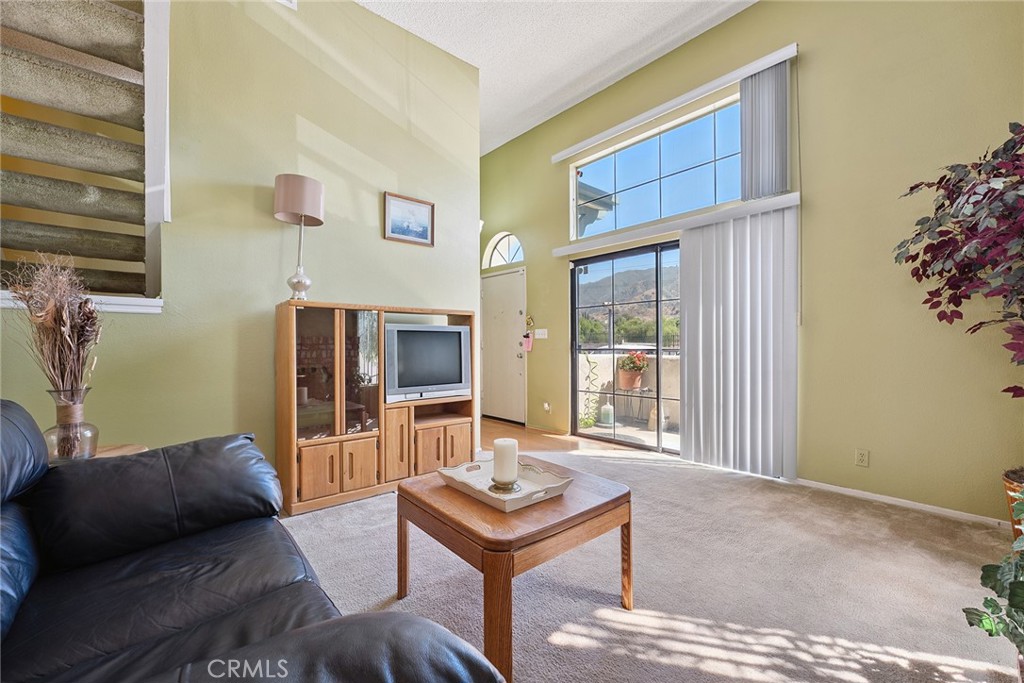 MLS #SR25230843 image #9