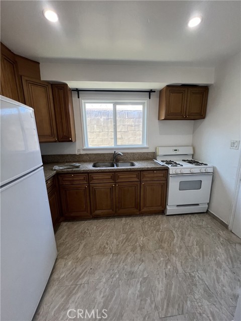 Detail Gallery Image 6 of 9 For 1415 N Cherokee Ave #6,  Los Angeles,  CA 90028 - 6 Beds | 12 Baths