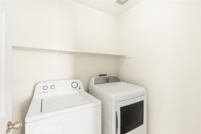 Detail Gallery Image 21 of 30 For 2749 Ceanothus Ave, Chico,  CA 95973 - 3 Beds | 3 Baths