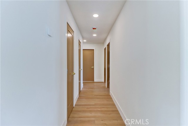 Detail Gallery Image 25 of 63 For 19691 Canberra Ln, Huntington Beach,  CA 92646 - 5 Beds | 3 Baths